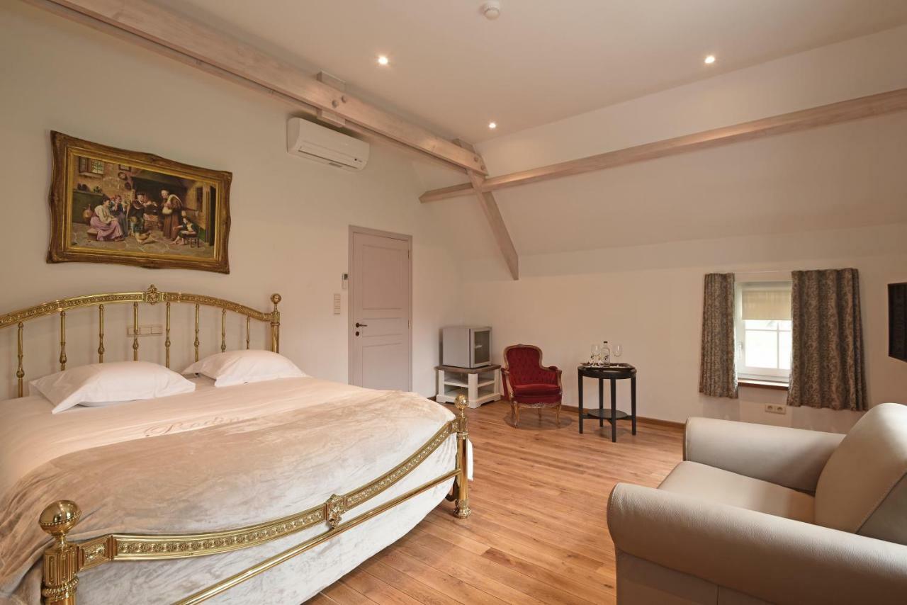 B&B Domein Rodin Oud-Turnhout ภายนอก รูปภาพ